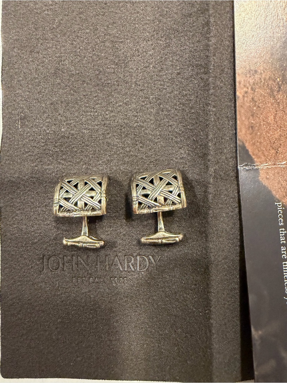John Hardy Cufflinks with Braided and Textured Motif - Picture 2 of 5